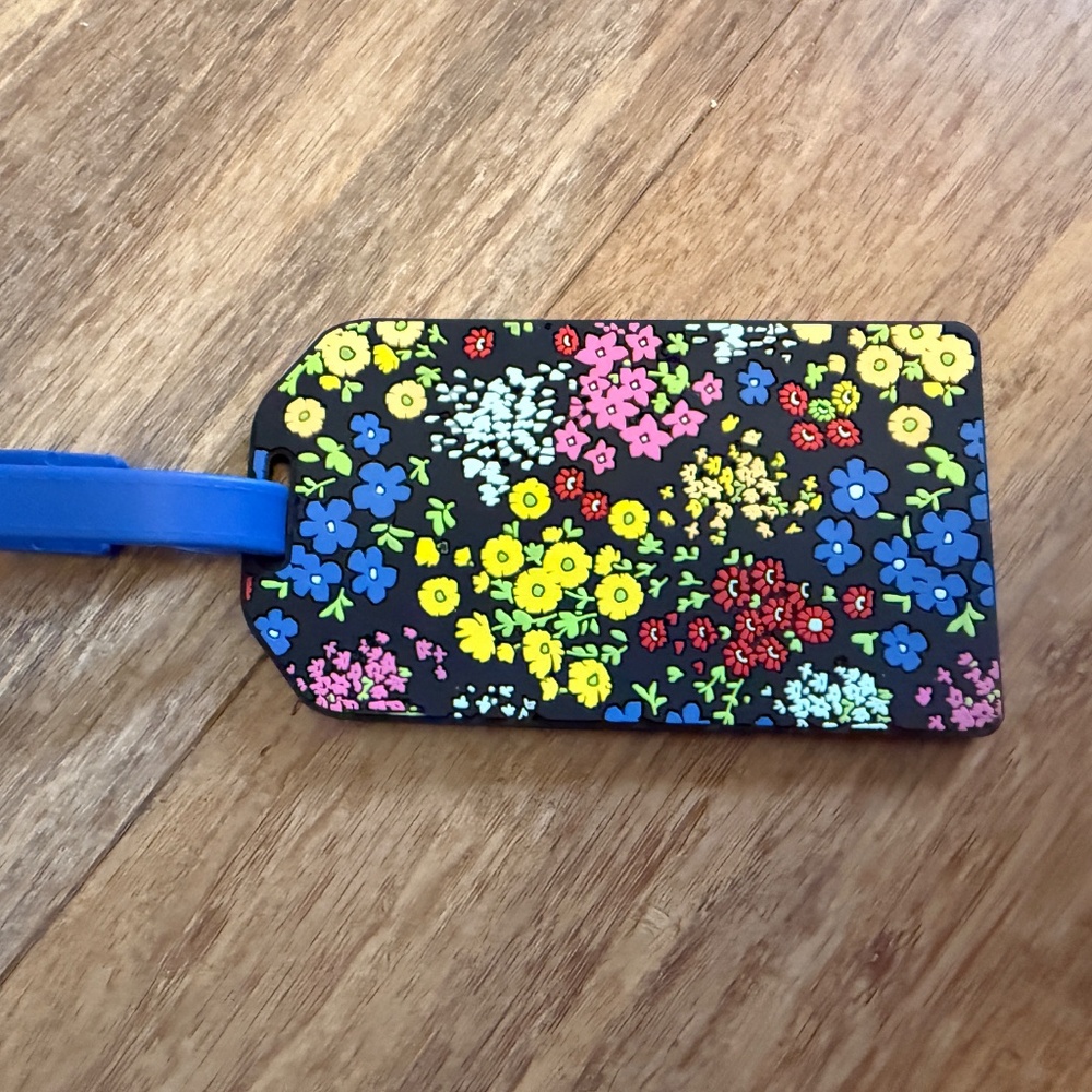 Isaac Mizrahi luggage tag- never used